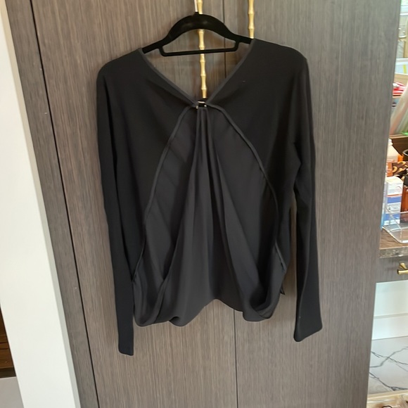 Hailstone Heritage Black Detailed Back top - Picture 2 of 5